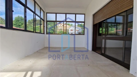 Moradia T3 para Venda em São Pedro de Agostem