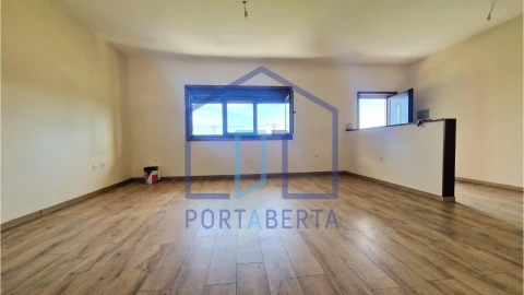 Moradia T3 para Venda em São Pedro de Agostem