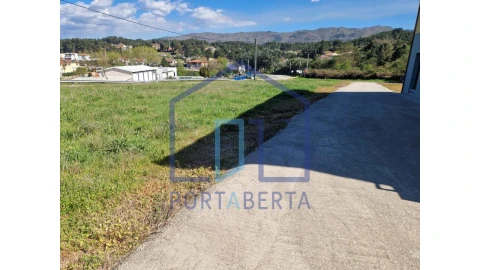 Moradia T3 para Venda em São Pedro de Agostem