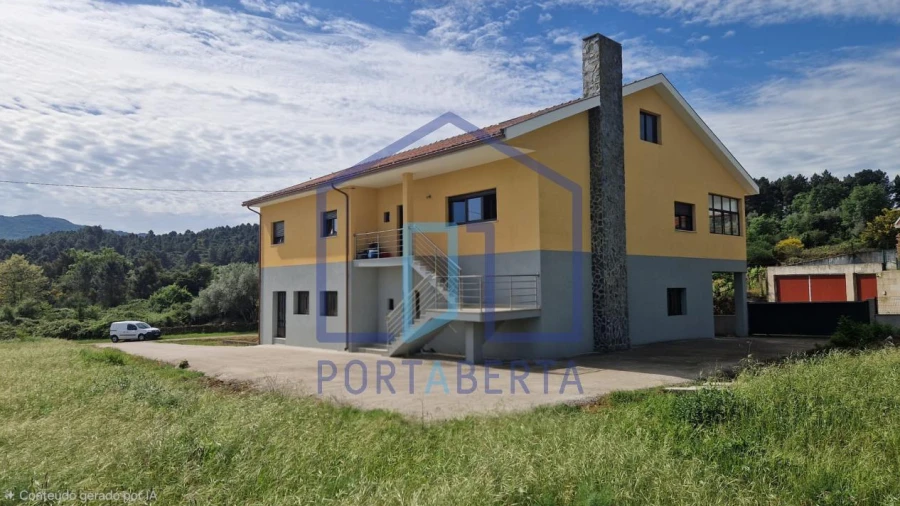 Moradia T3 para Venda em São Pedro de Agostem