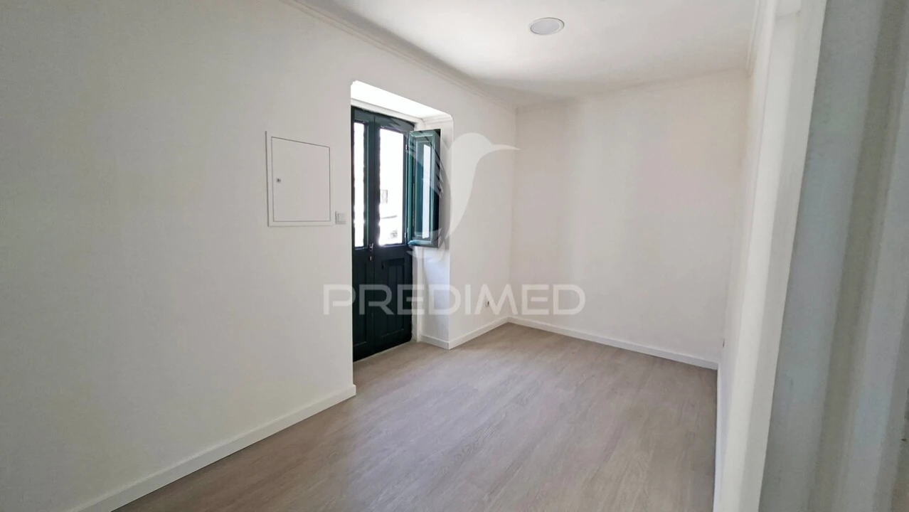 Moradia T2 para Venda em Odivelas Foto 5