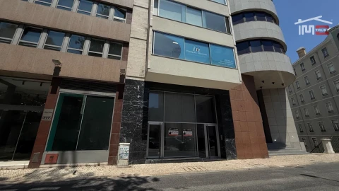 Loja para Venda em Santo António