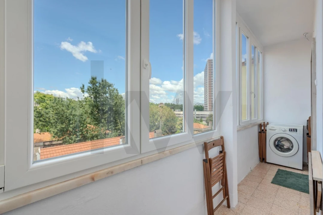 Apartamento T1 para Venda em Parque das Nações Foto 8