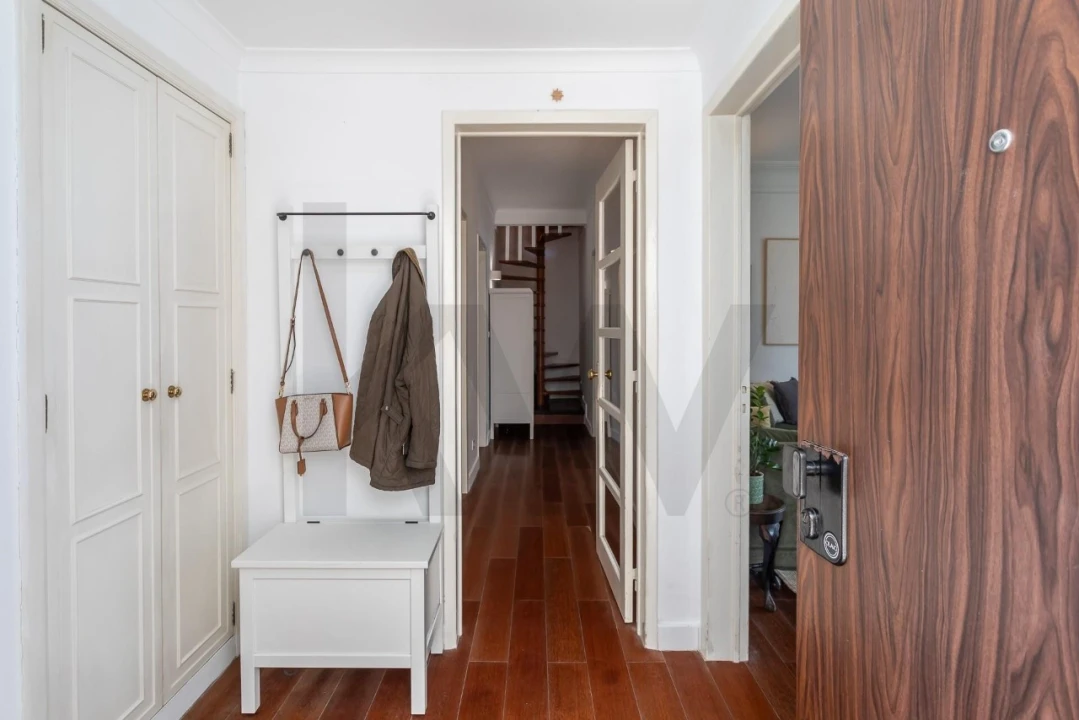 Apartamento T3 para Venda em Areeiro Foto 1