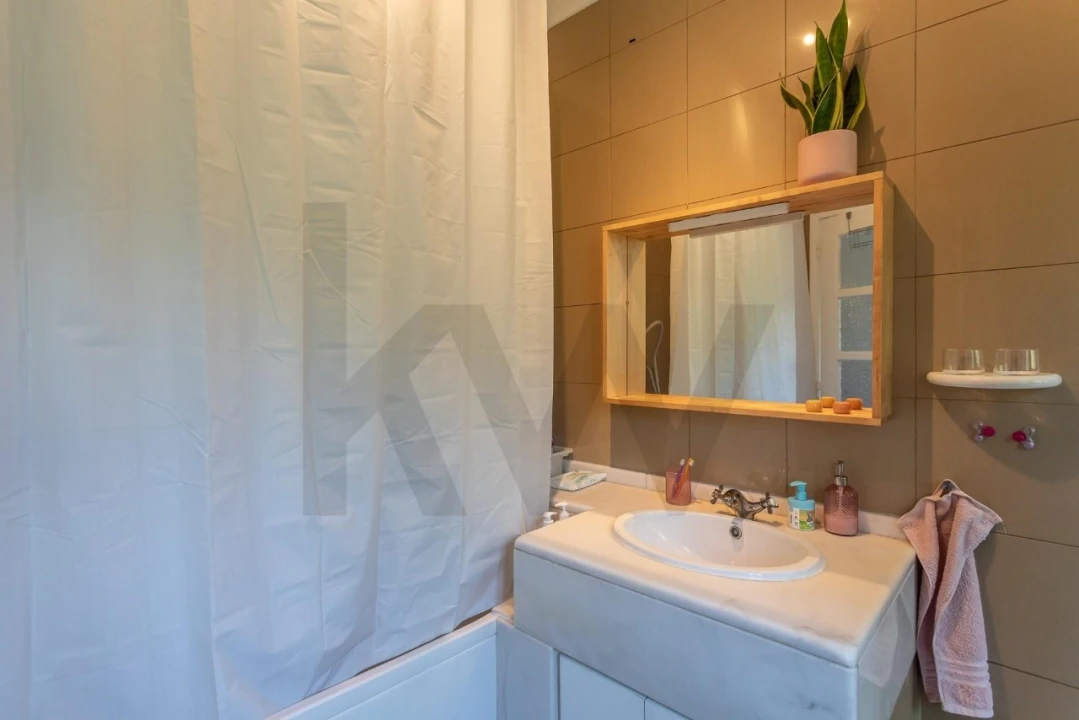 Apartamento T3 para Venda em Areeiro Foto 15