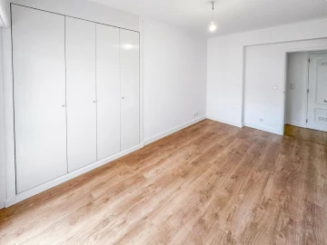 Apartamento T3 para Venda em São Domingos de Benfica