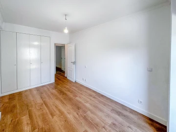 Apartamento T3 para Venda em São Domingos de Benfica