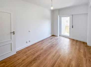 Apartamento T3 para Venda em São Domingos de Benfica