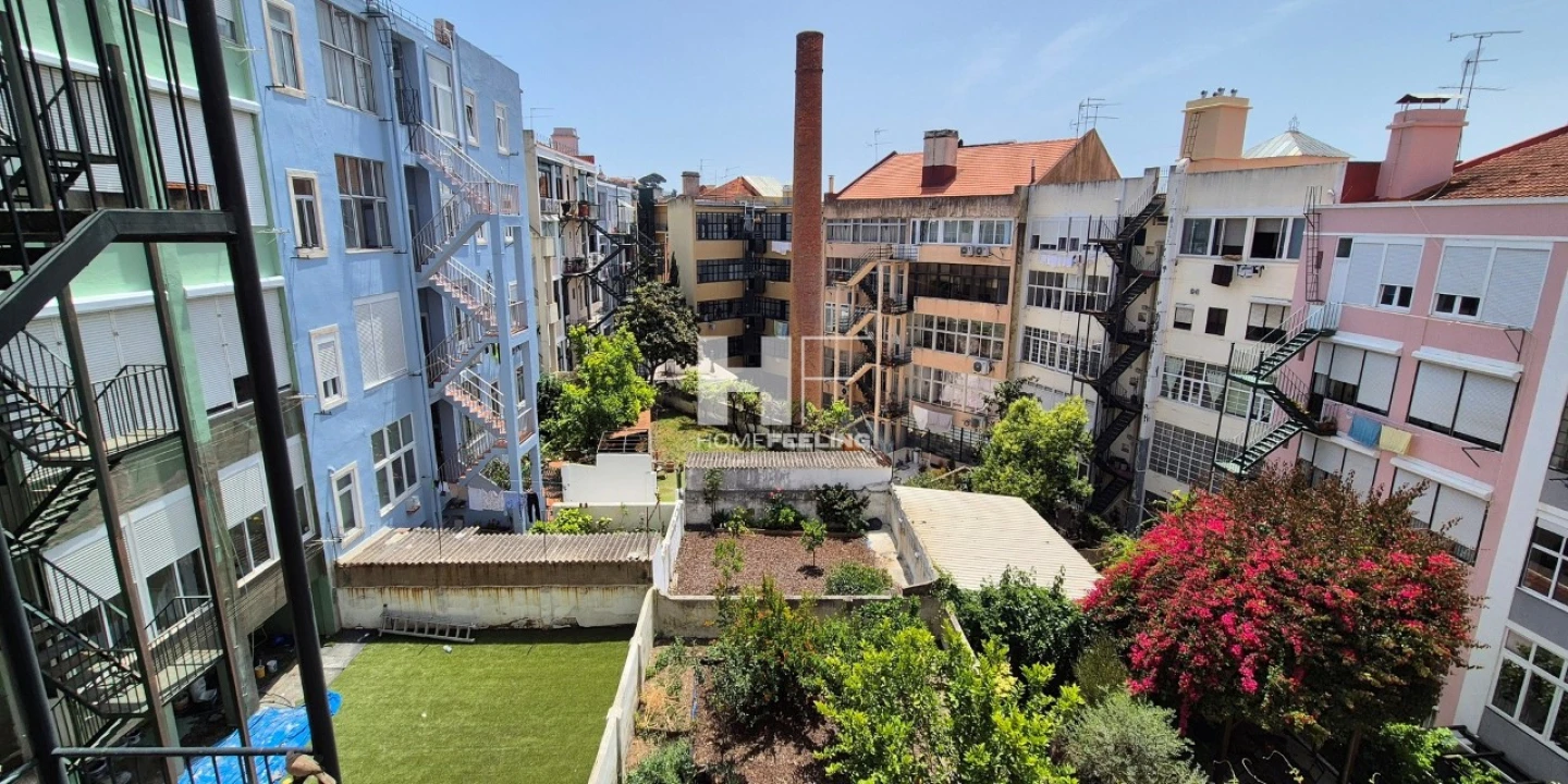Apartamento T2 para Venda em Arroios Foto 10