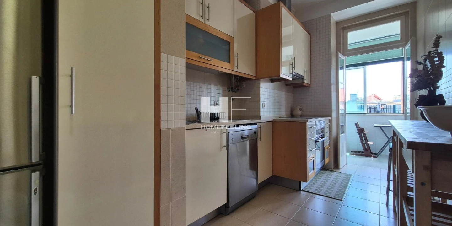Apartamento T2 para Venda em Arroios Foto 12
