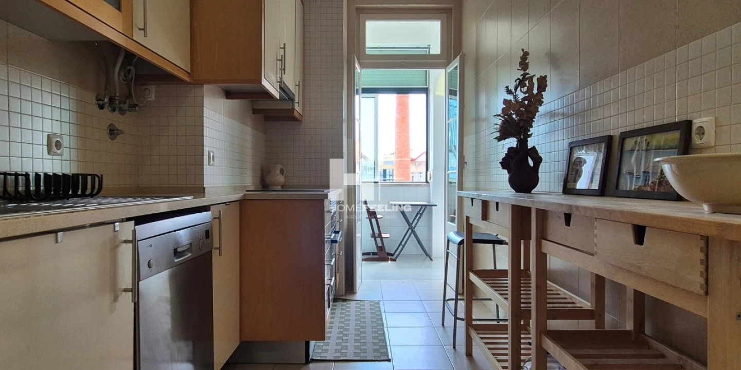 Apartamento T2 para Arrendamento em Arroios Foto 8