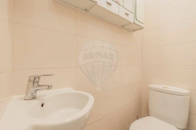 Moradia T4 para Venda em Corroios