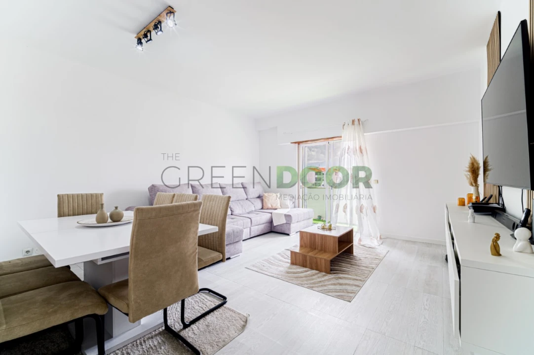 Apartamento T3 para Venda em Amora Foto 5