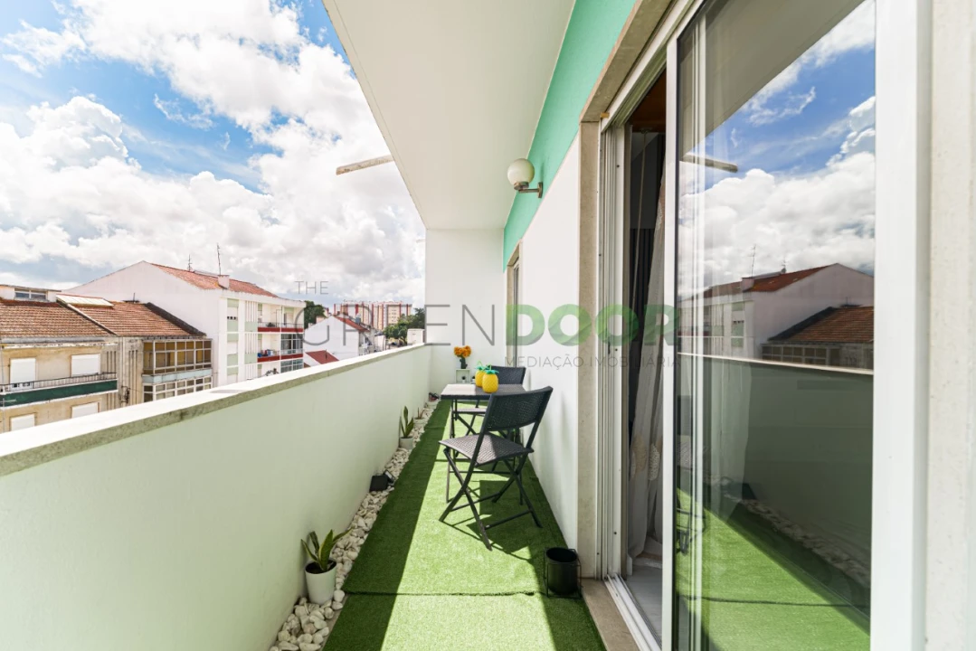 Apartamento T3 para Venda em Amora Foto 8