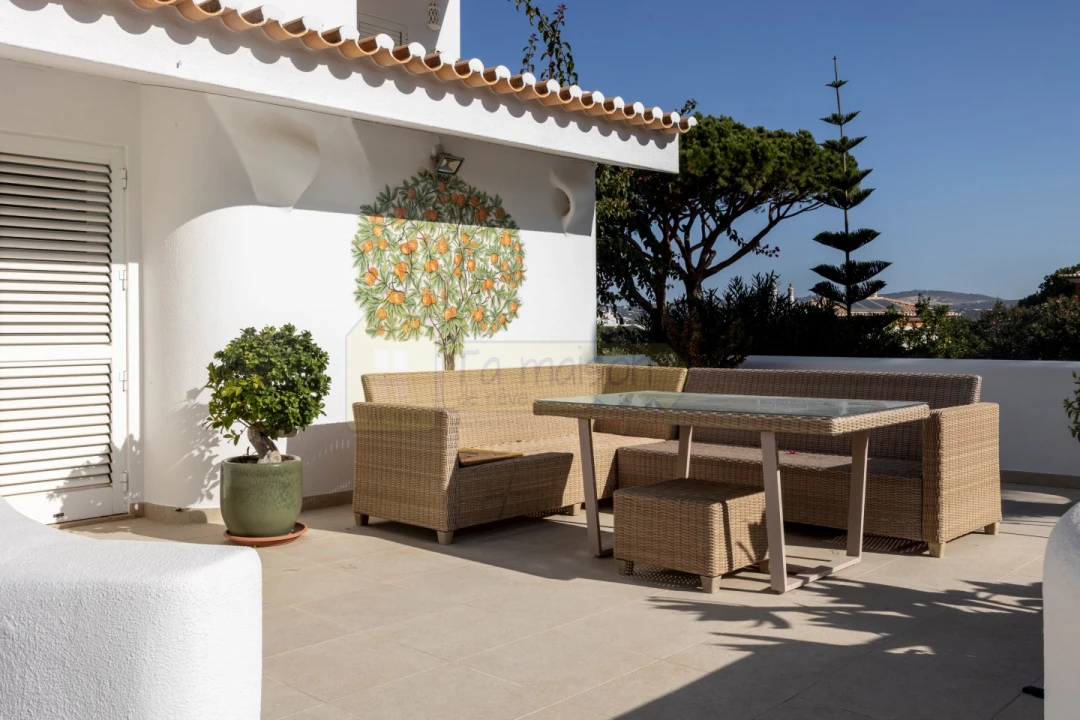 Moradia T5 para Venda em Albufeira e Olhos de Água Foto 7