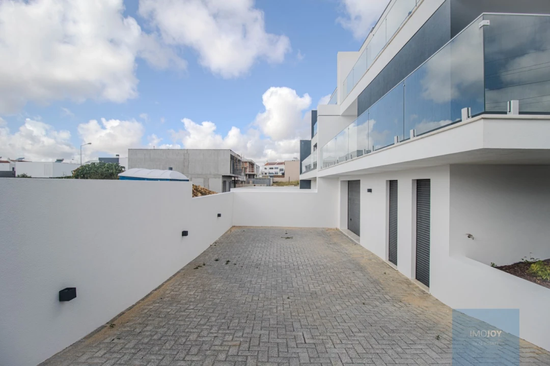 Moradia T4 para Venda em São Domingos de Rana Foto 32