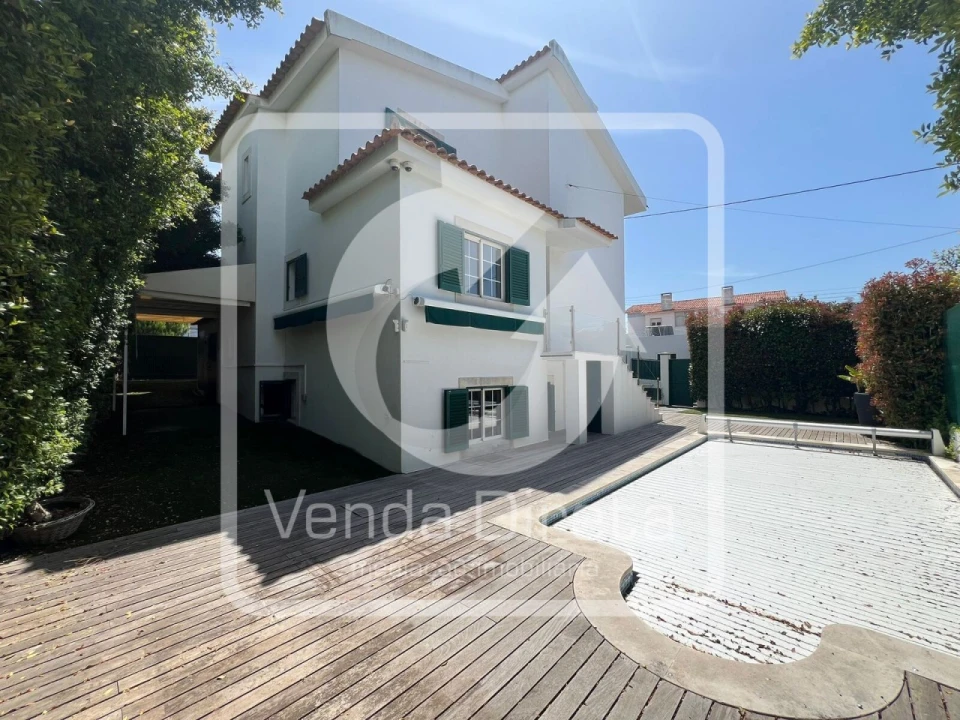 Moradia T4 para Venda em Cascais e Estoril Foto 1