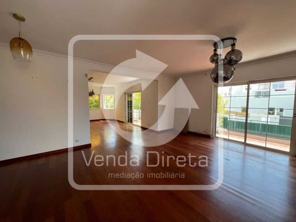 Moradia T4 para Venda em Cascais e Estoril Foto 15