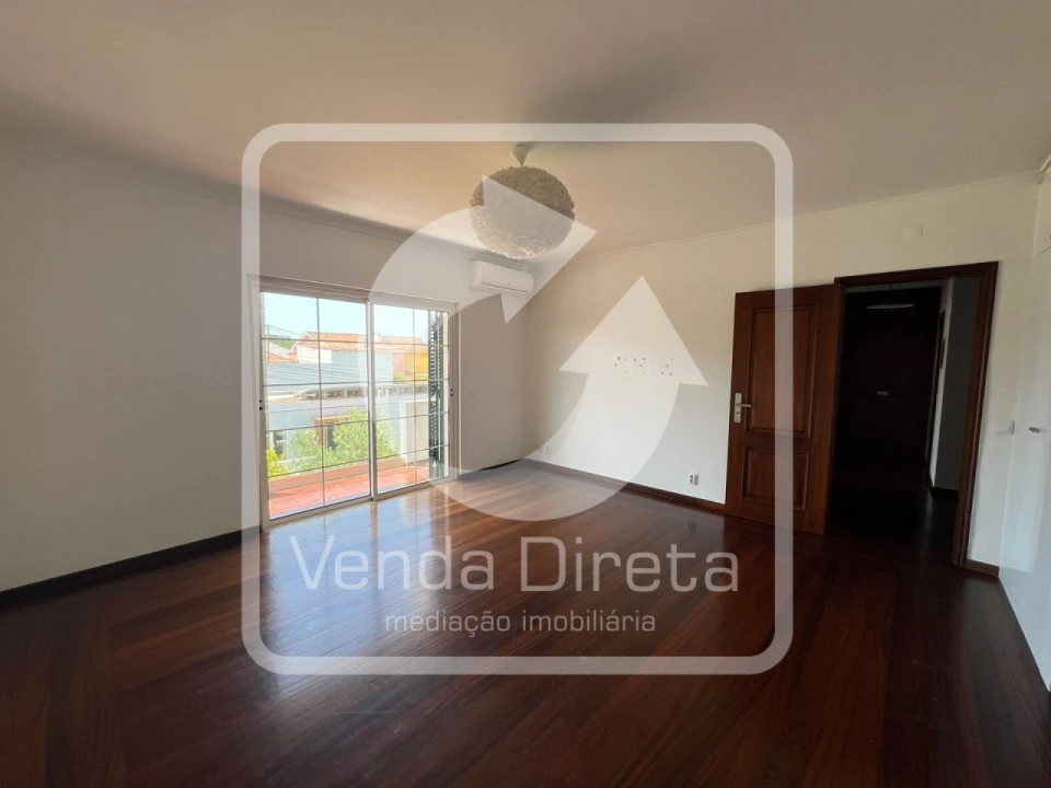 Moradia T4 para Venda em Cascais e Estoril Foto 35