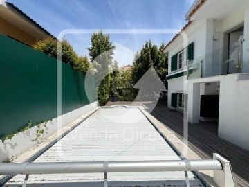 Moradia T4 para Venda em Cascais e Estoril