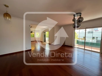 Moradia T4 para Venda em Cascais e Estoril