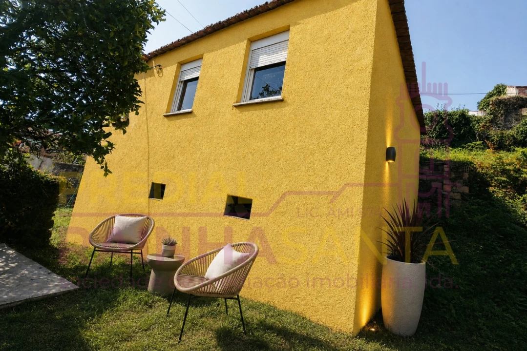 Moradia T2 para Venda em Arrifana Foto 5