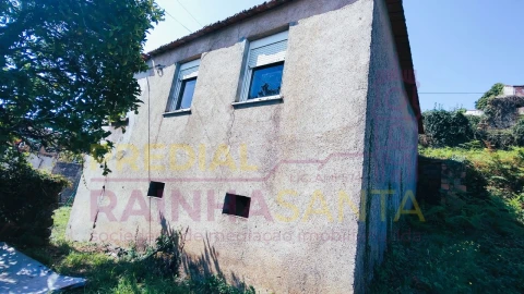Moradia T2 para Venda em Arrifana