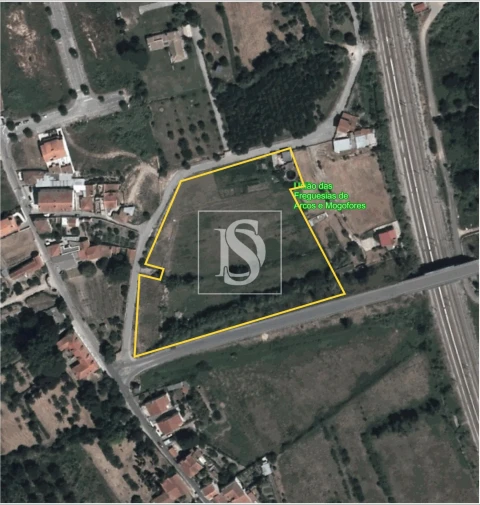 Moradia T2 para Venda em Arcos e Mogofores