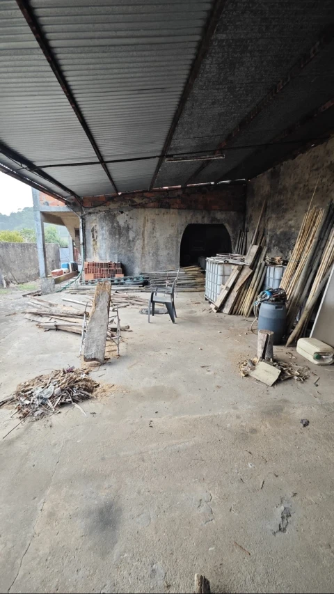 Moradia T3 para Venda em Amoreira da Gândara, Paredes do Bairro e Ancas