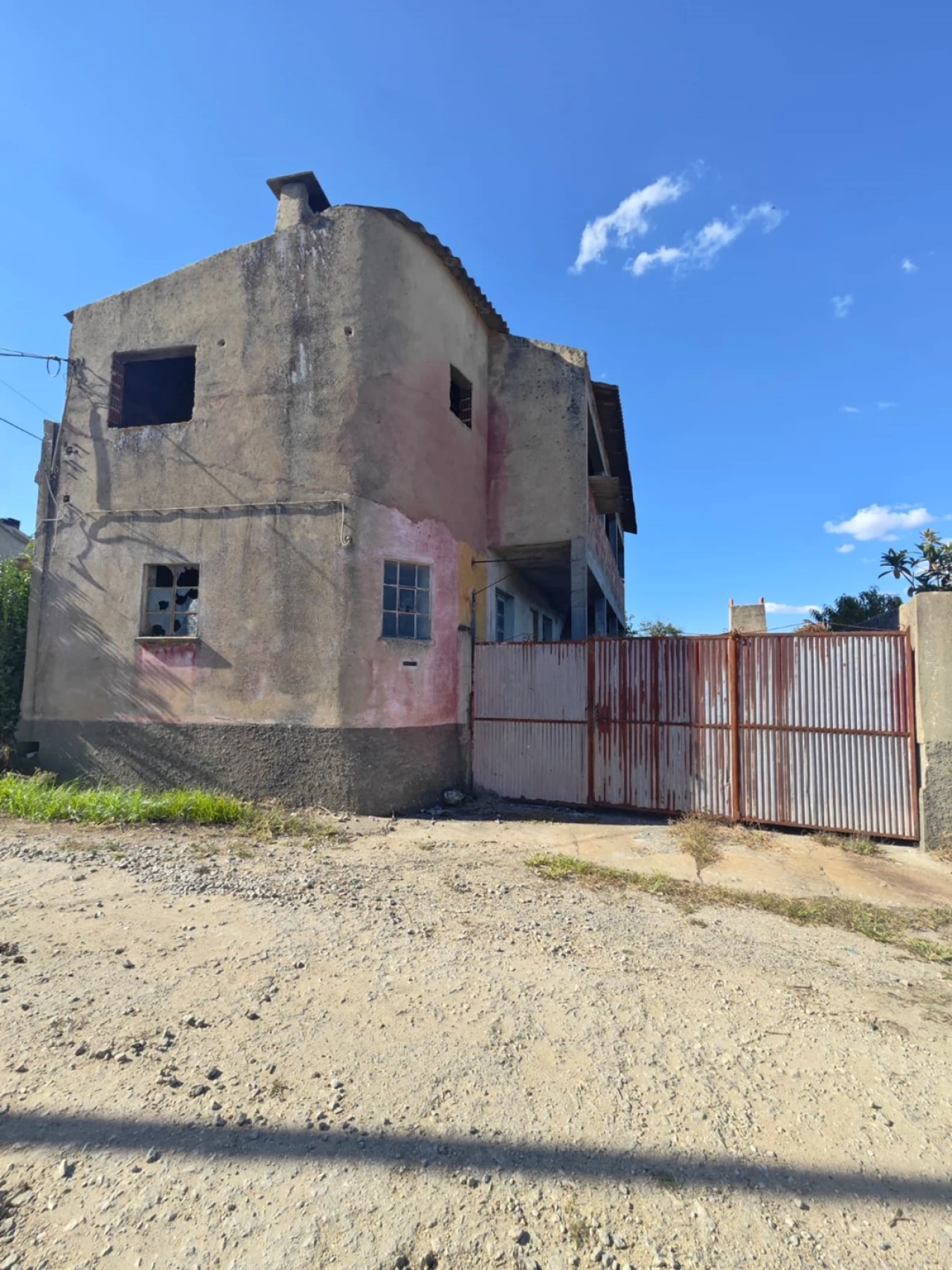 Moradia T3 para Venda em Amoreira da Gândara, Paredes do Bairro e Ancas Foto 1