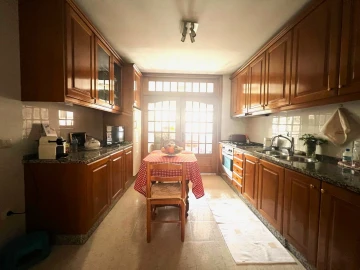 Apartamento T4 para Venda em Póvoa de Varzim, Beiriz e Argivai