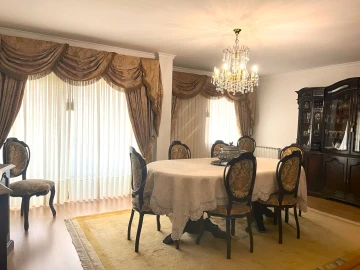 Apartamento T4 para Venda em Póvoa de Varzim, Beiriz e Argivai