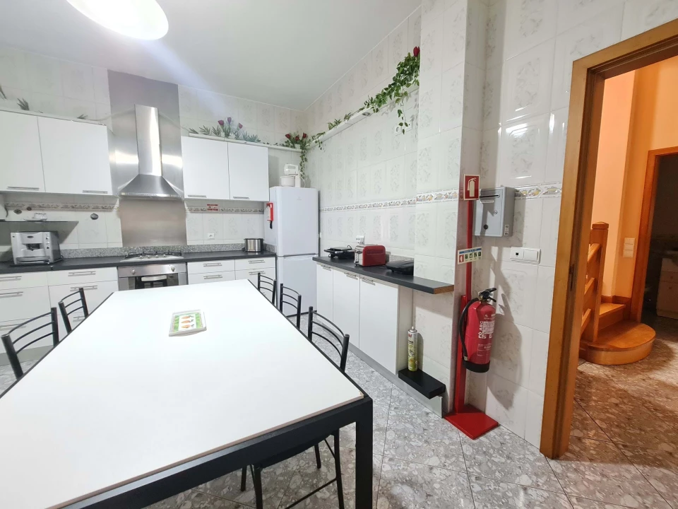 Moradia T6 para Venda em Rio Mau e Arcos Foto 28