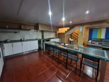 Moradia T6 para Venda em Rio Mau e Arcos