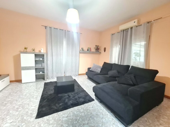 Moradia T6 para Venda em Rio Mau e Arcos Foto 25