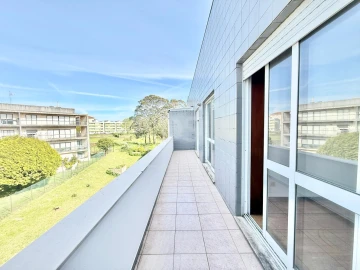 Apartamento T3 para Venda em Póvoa de Varzim, Beiriz e Argivai