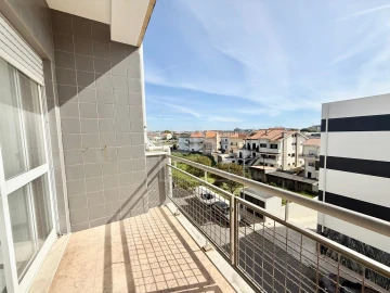 Apartamento T3 para Venda em Póvoa de Varzim, Beiriz e Argivai