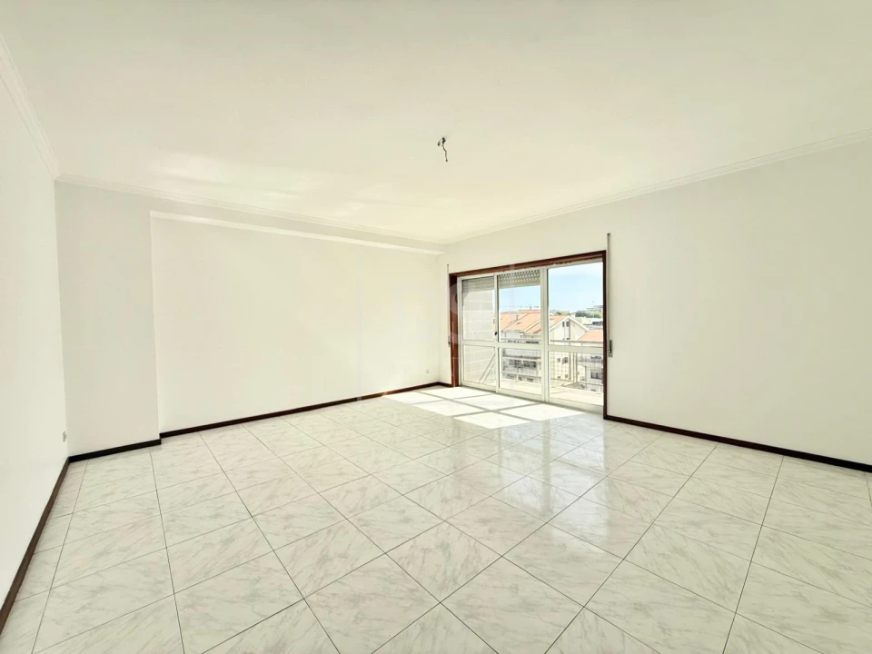 Apartamento T3 para Venda em Póvoa de Varzim, Beiriz e Argivai Foto 1