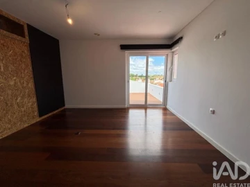 Moradia T3 para Arrendamento em Vila Franca de Xira