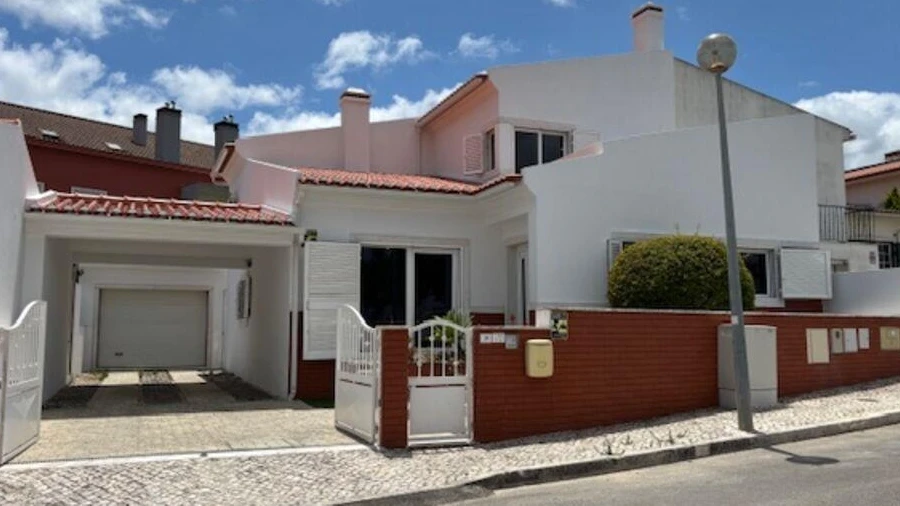 Moradia T3 para Arrendamento em Vila Franca de Xira