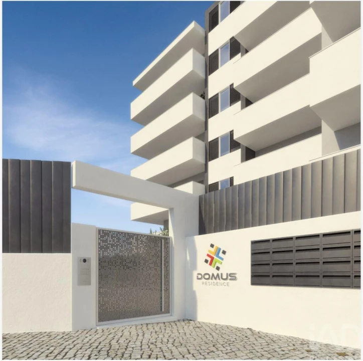 Apartamento T3 para Venda em Portimão Foto 1