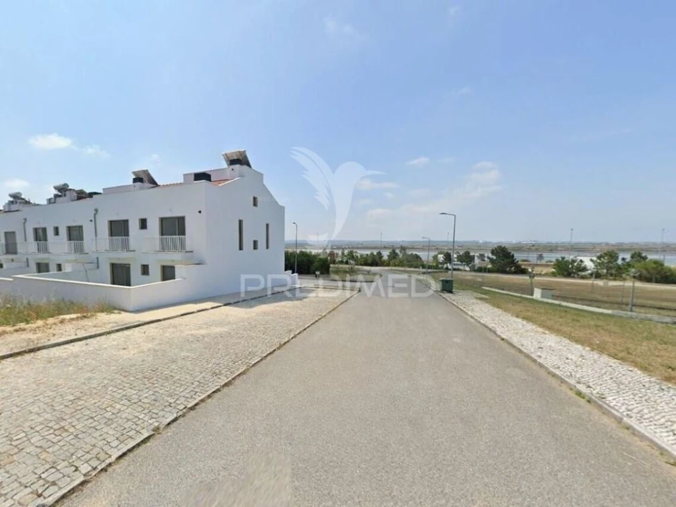Terreno para Venda em Vila Verde Foto 1