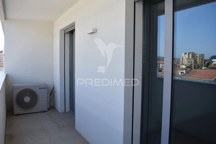 Apartamento T2 para Venda em Mafamude e Vilar do Paraíso Foto 11