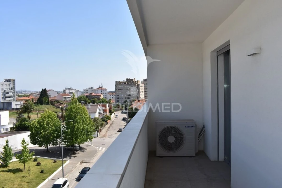 Apartamento T2 para Venda em Mafamude e Vilar do Paraíso Foto 10