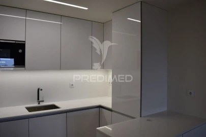 Apartamento T1 para Venda em Mafamude e Vilar do Paraíso
