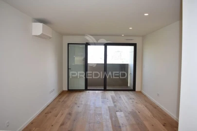 Apartamento T1 para Venda em Mafamude e Vilar do Paraíso