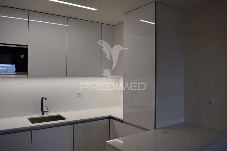 Apartamento T1 para Venda em Mafamude e Vilar do Paraíso Foto 8