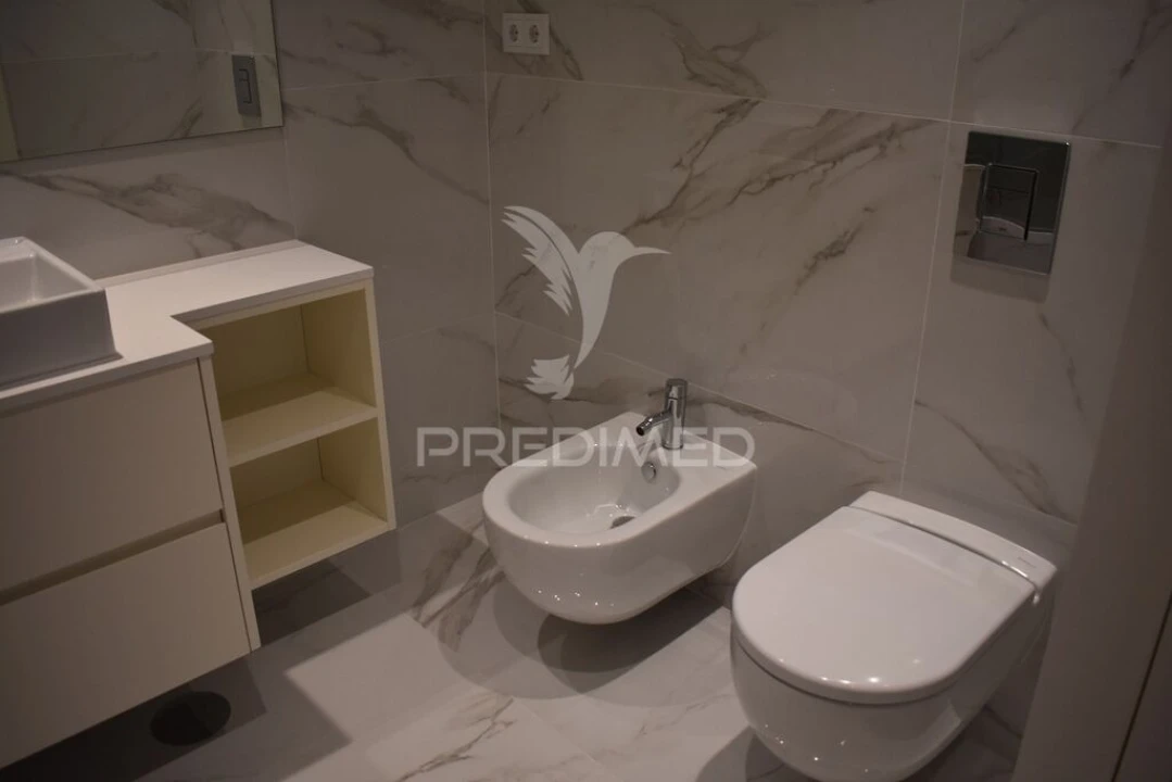 Apartamento T1 para Venda em Mafamude e Vilar do Paraíso Foto 7