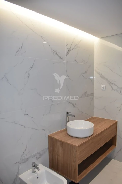 Apartamento T2 para Venda em Mafamude e Vilar do Paraíso