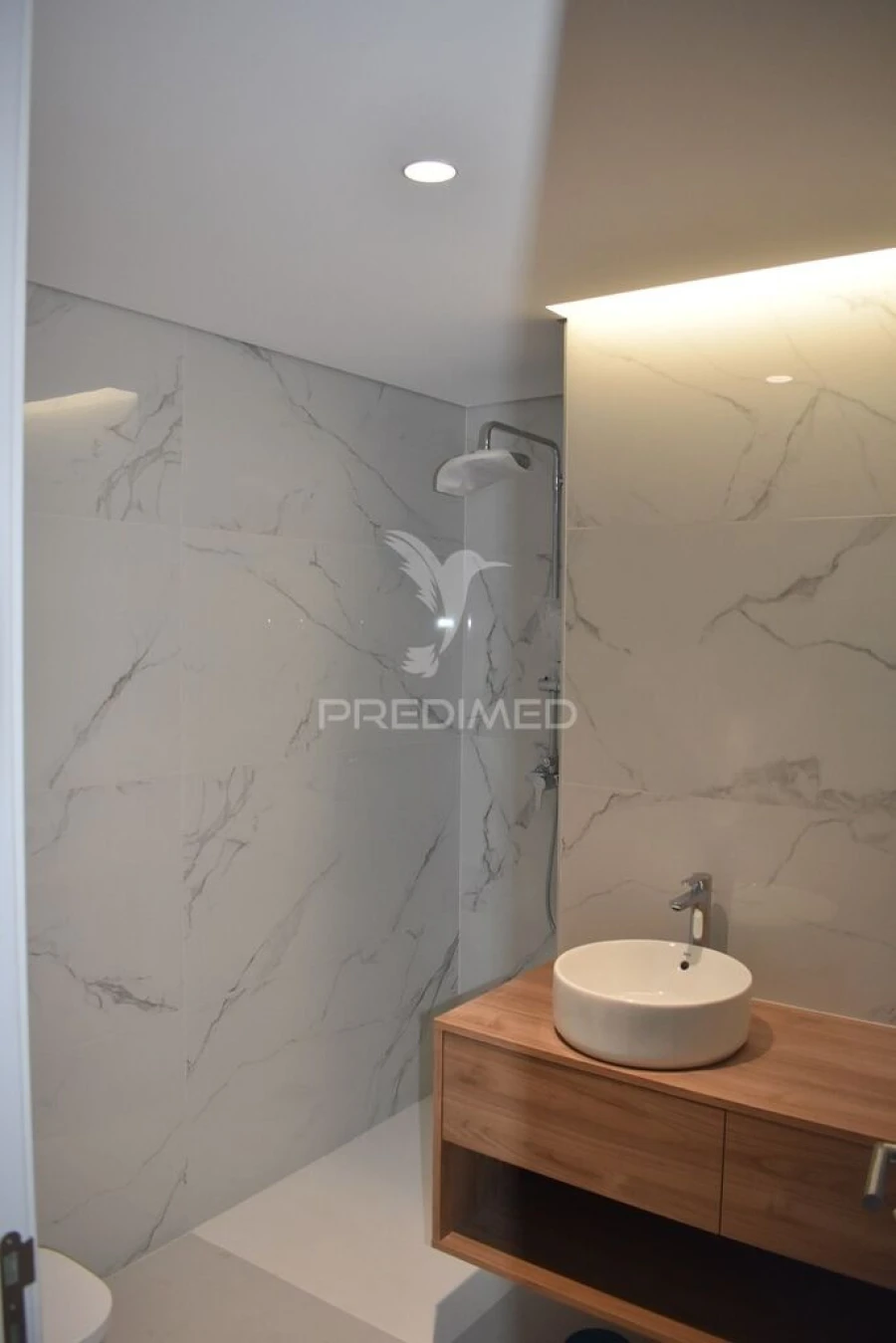 Apartamento T2 para Venda em Mafamude e Vilar do Paraíso Foto 9